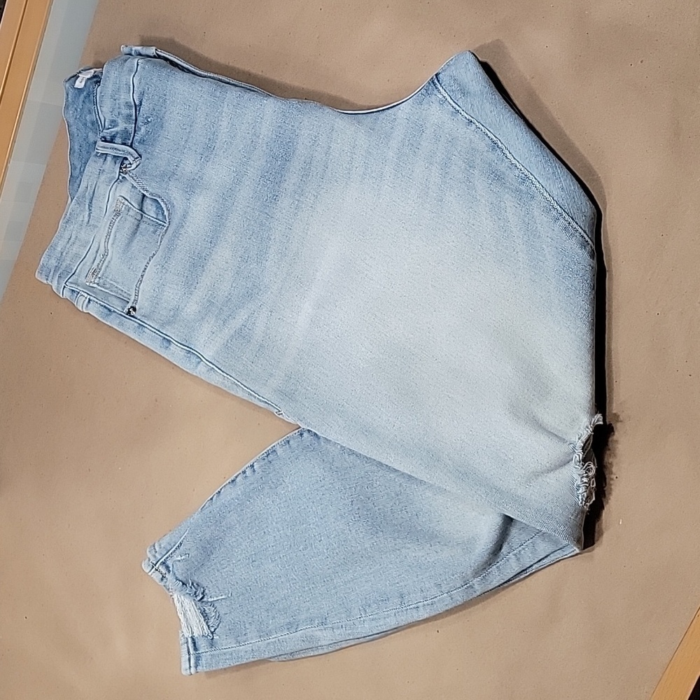 Good American Size 20, Distressed Skinny Jeans, Style GWCH380T, Gently Used Cond